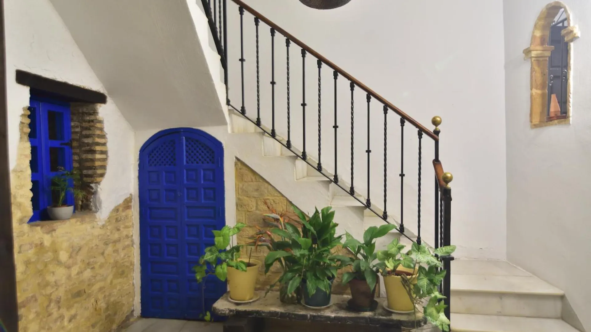 Suite Dona Ines Barrio Santacruz Seville Spain