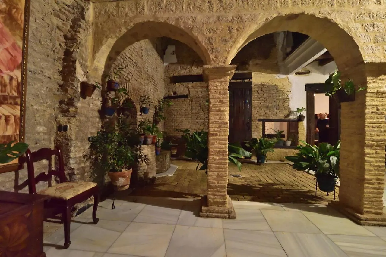 Suite Dona Ines Barrio Santacruz Seville 0*,  Spain