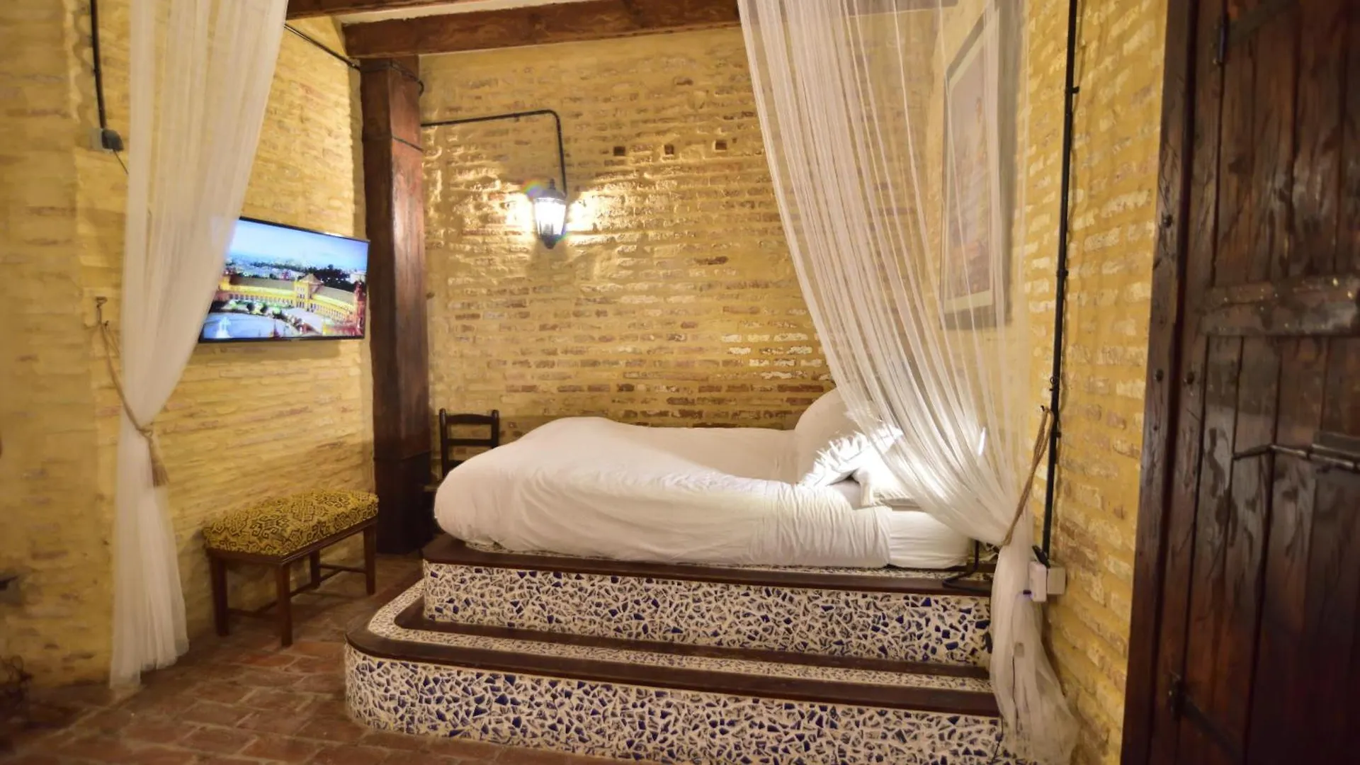 Suite Dona Ines Barrio Santacruz Seville 0*,