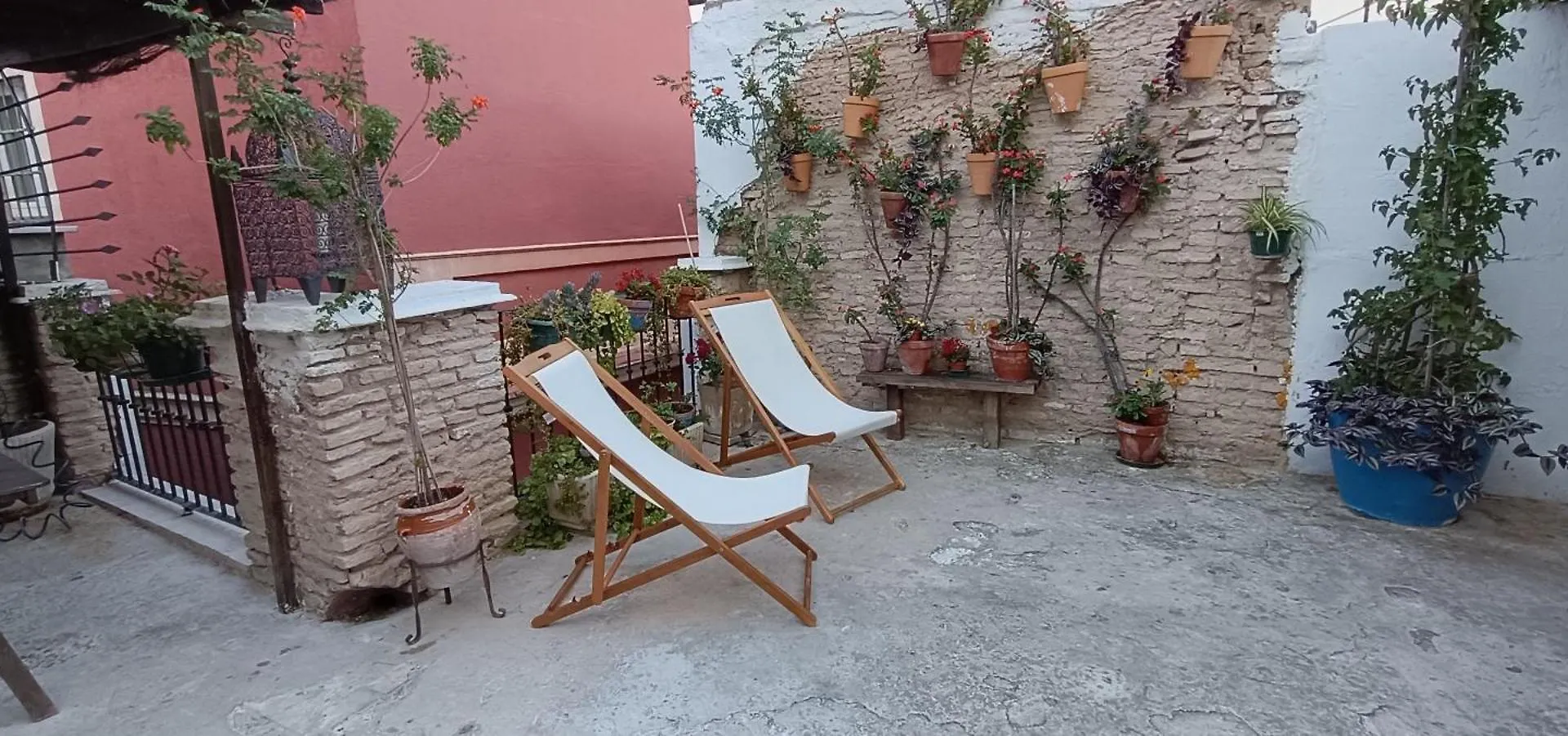 Suite Dona Ines Barrio Santacruz Seville Spain